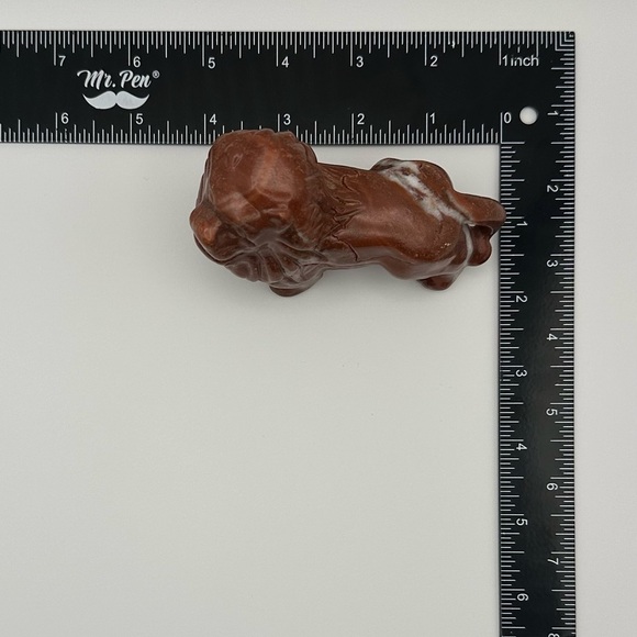 Red Jasper and Quartz Lion Crystal Carving - Picture 6 of 7
